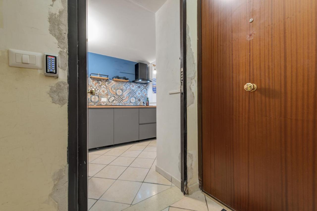 Spaccanapoli - Fully Equipped Studio