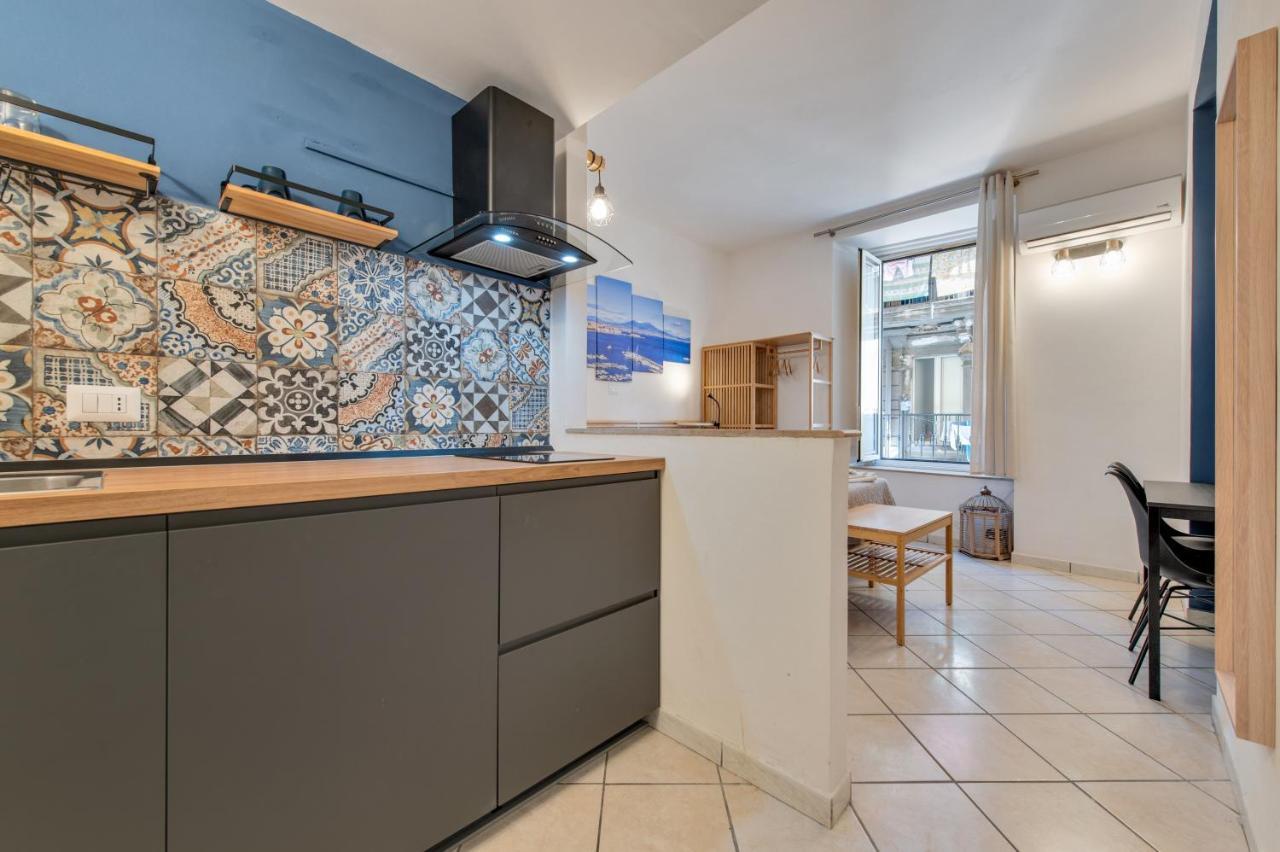 Spaccanapoli - Fully Equipped Studio * Naples